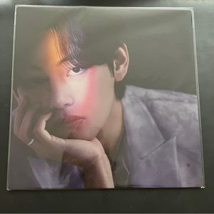 bts taehyung v proof collector’s edition premium photo